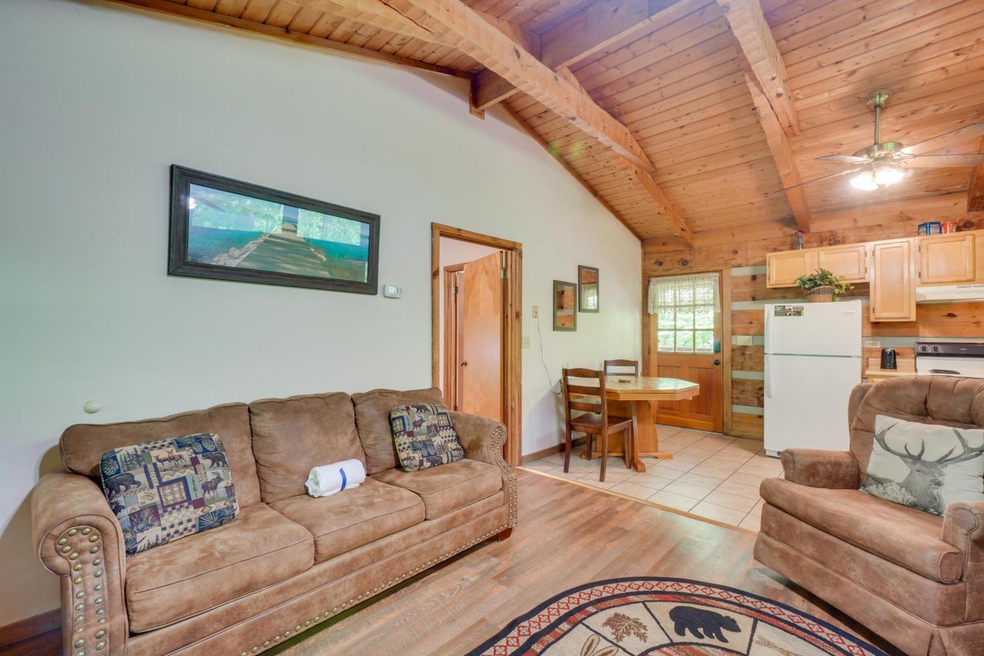 Gatlinburg Cabin With Hot Tub About 6 Mi To Downtown! מראה חיצוני תמונה