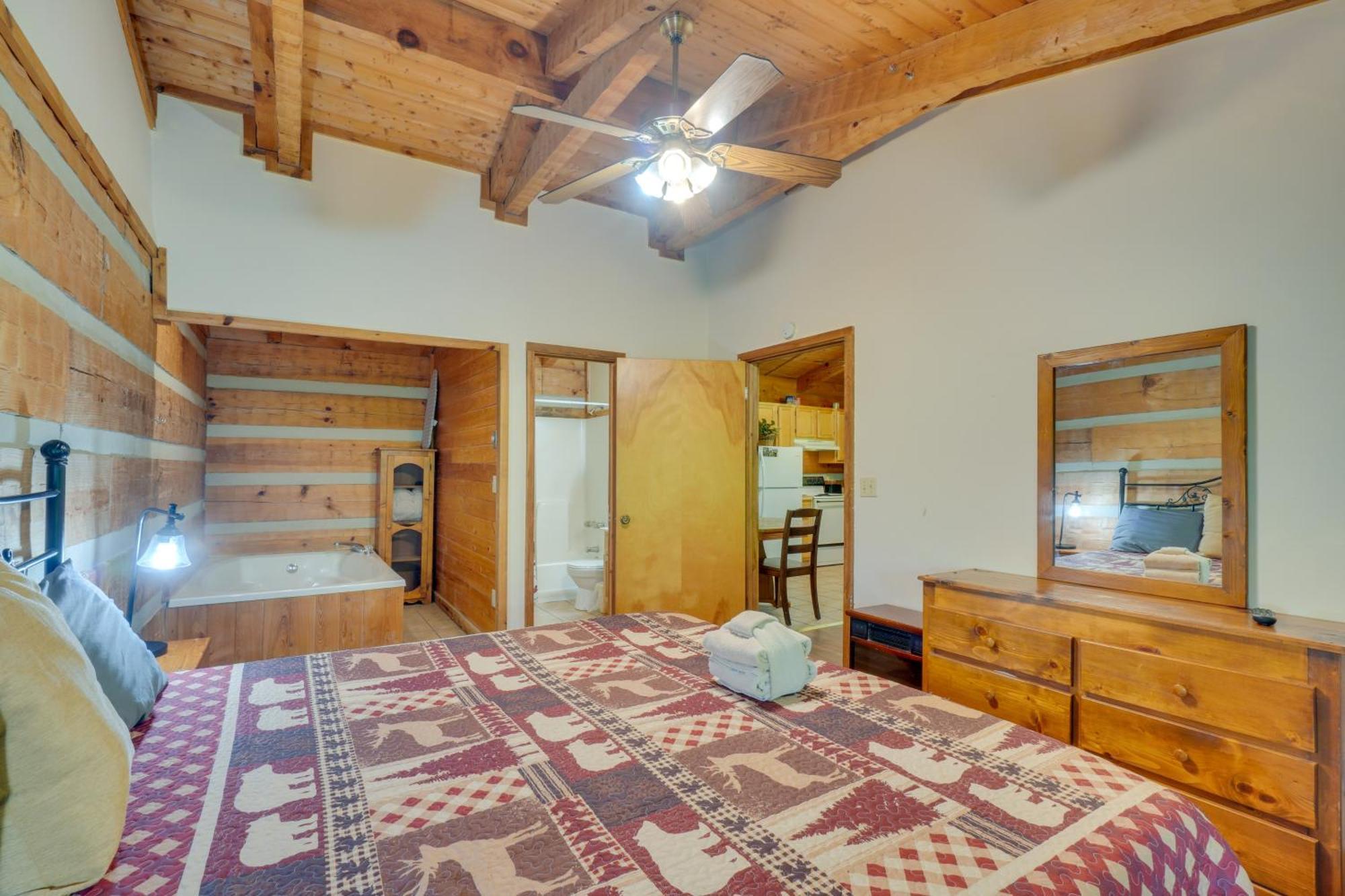 Gatlinburg Cabin With Hot Tub About 6 Mi To Downtown! מראה חיצוני תמונה